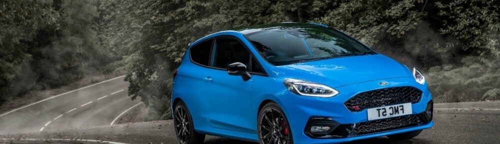 Sí el focus rs tiene 350 cv